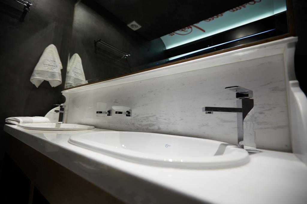 Veritas Boutique Art Hotel Верия Экстерьер фото
